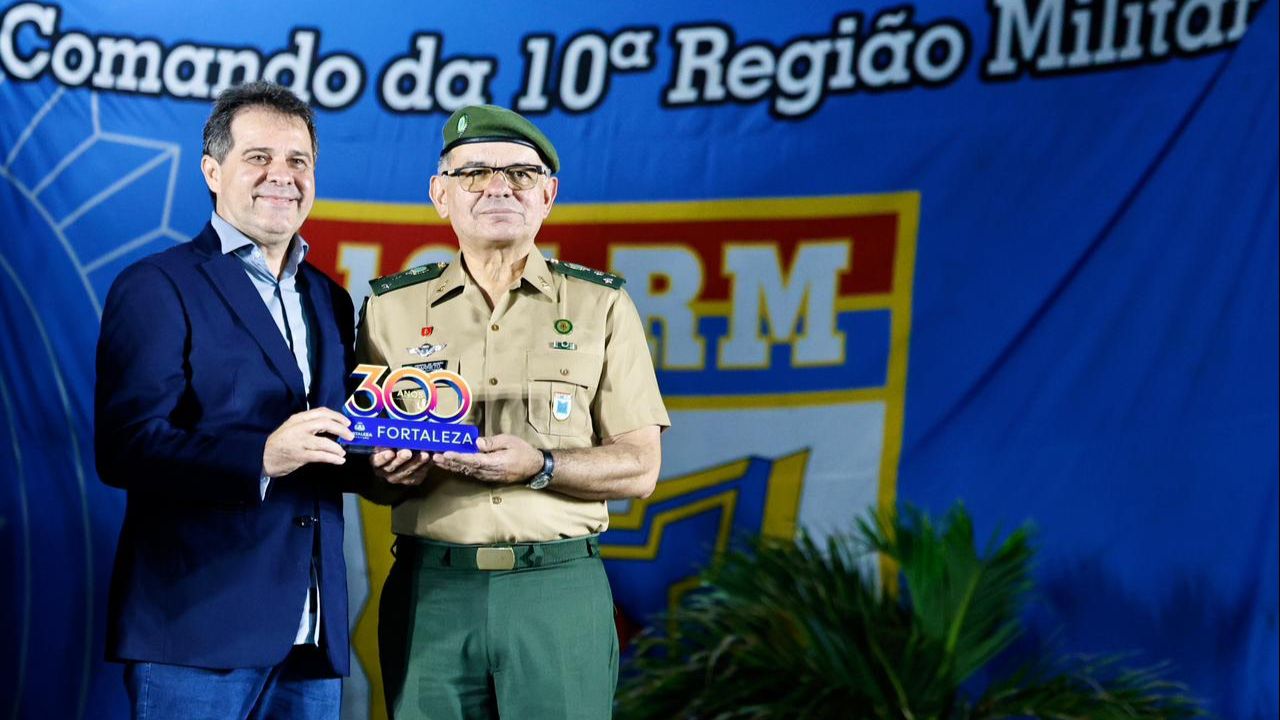 Evandro destacou simbolismo da homenagem aos 300 anos de Fortaleza (Fotos: Beatriz Boblitz)